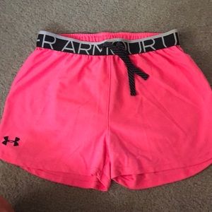 Under armour shorts youth large
